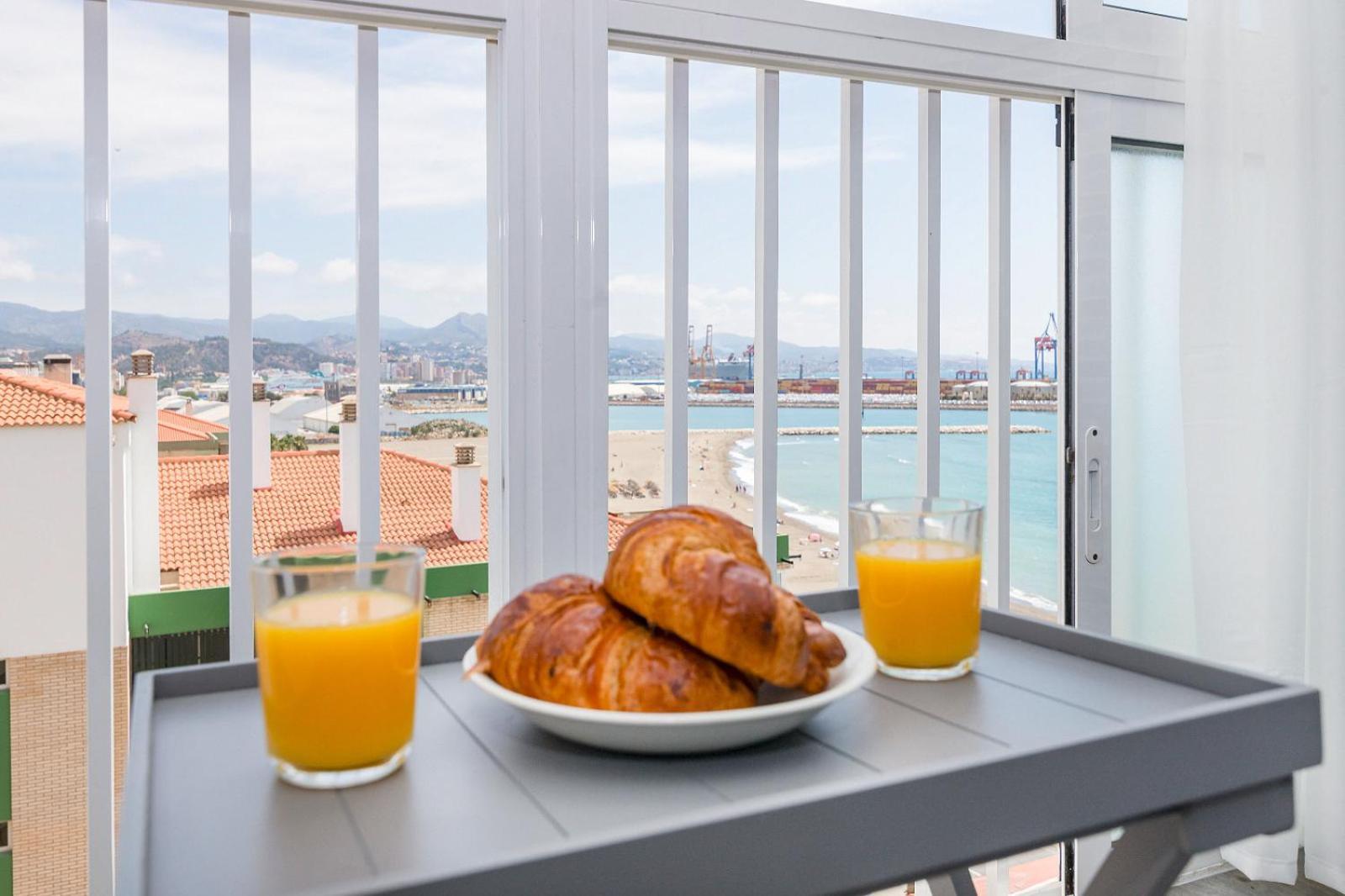 Impresionante Vista Al Mar - Elegante Apartamento Malaga Bagian luar foto